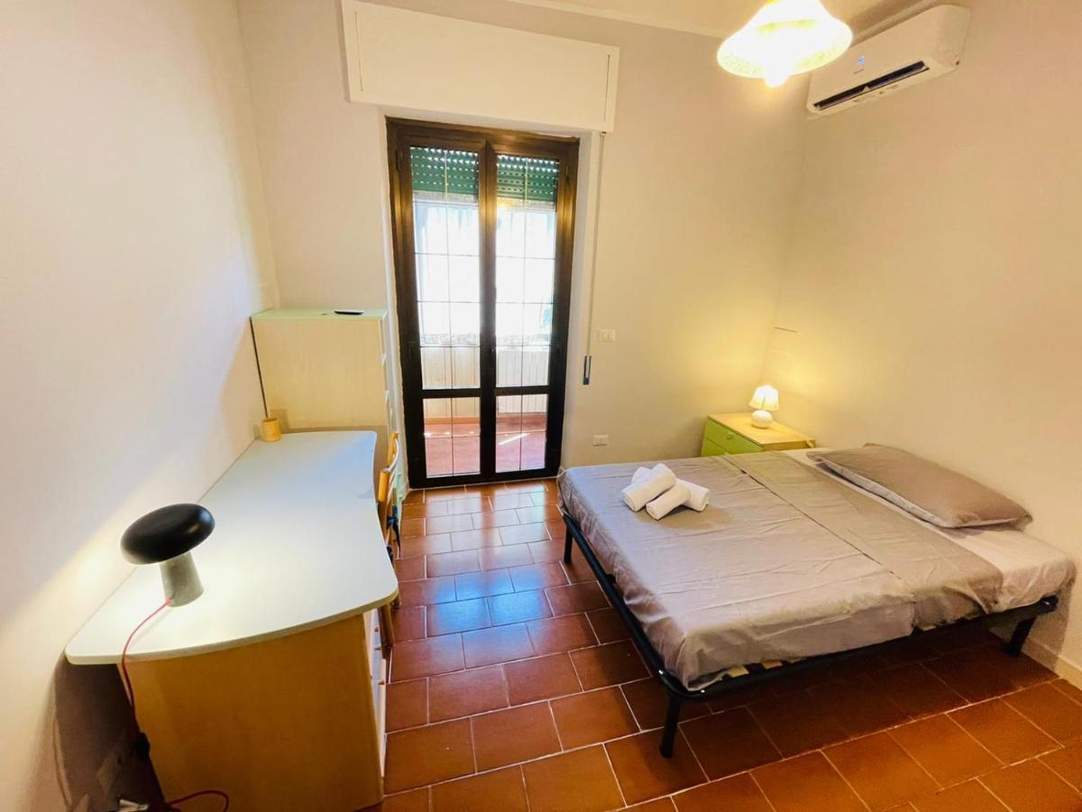 Apartamento Darsena Fiumicino With Free Parking Exterior foto