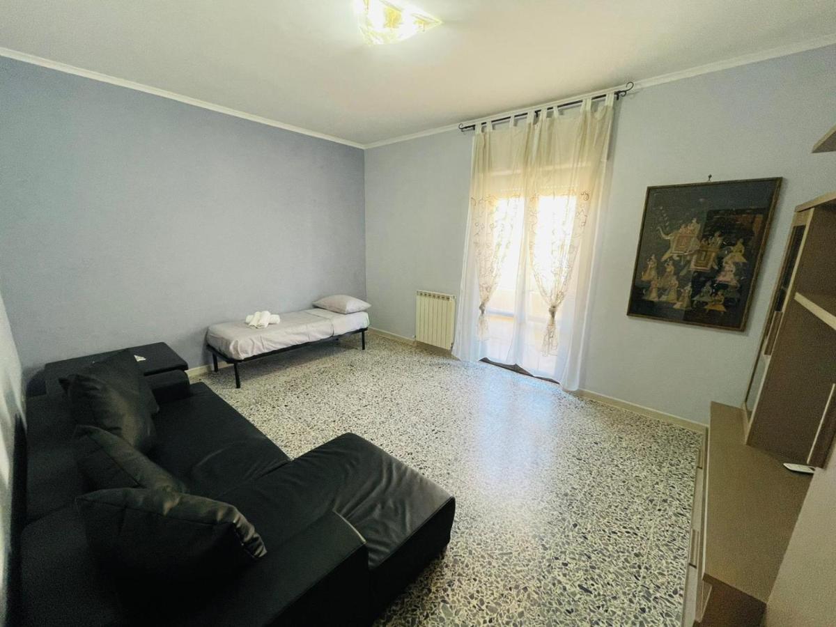 Apartamento Darsena Fiumicino With Free Parking Exterior foto